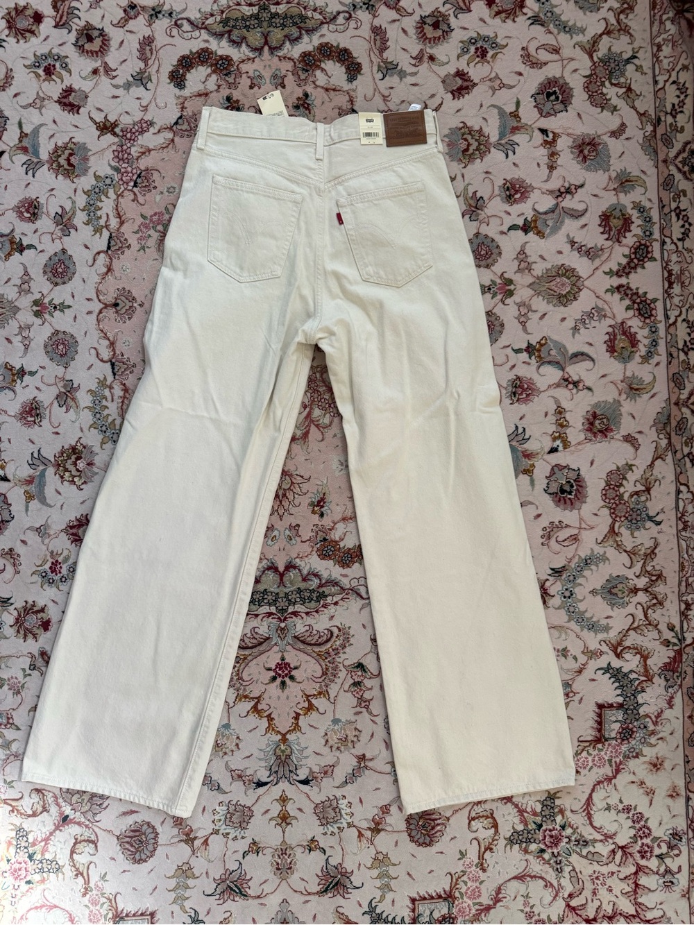 Levi’s Ribcage Wide Leg - Picture 2 of 3